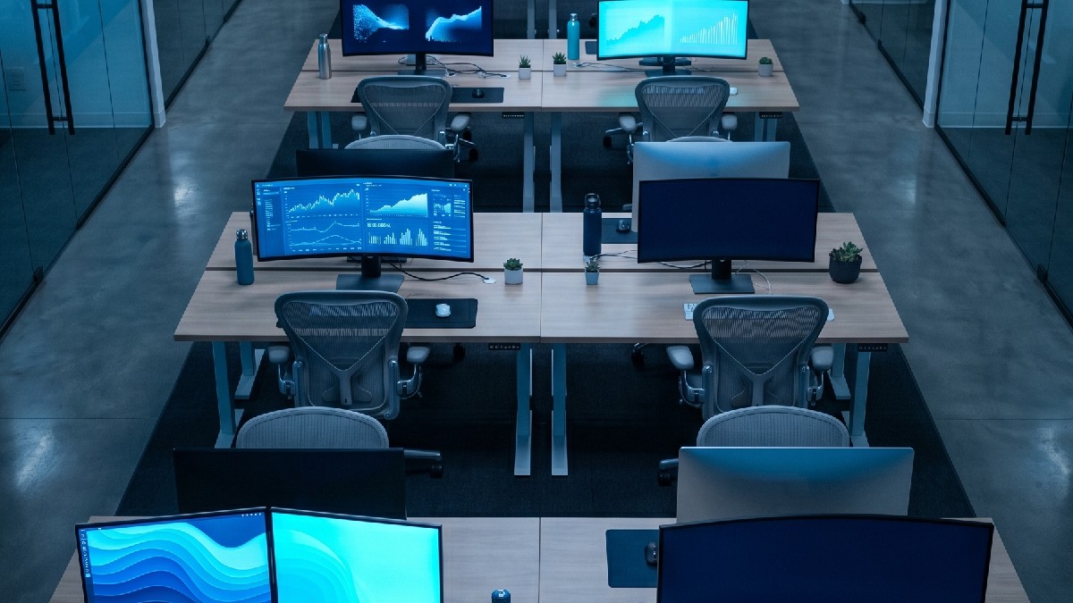 Artificial Intelligence in Digital Marketing: The Future of Sales Strategies